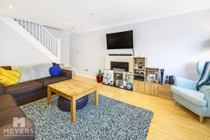 Lounge 2- click for photo gallery